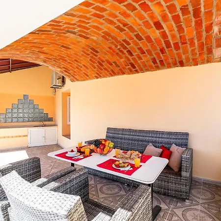 Villa Mogan By Algarve Vacation